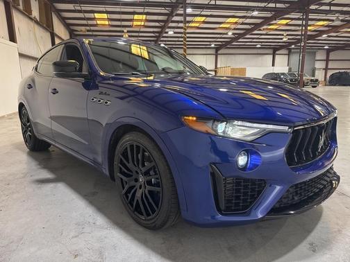 2022 Maserati Levante Modena