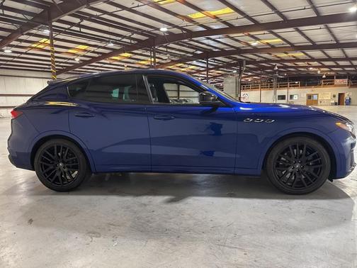 2022 Maserati Levante Modena