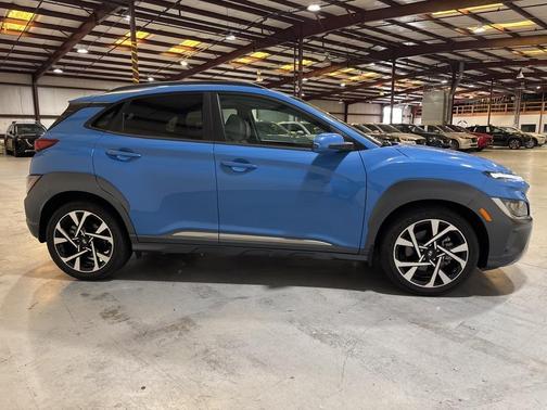 2022 Hyundai KONA Limited