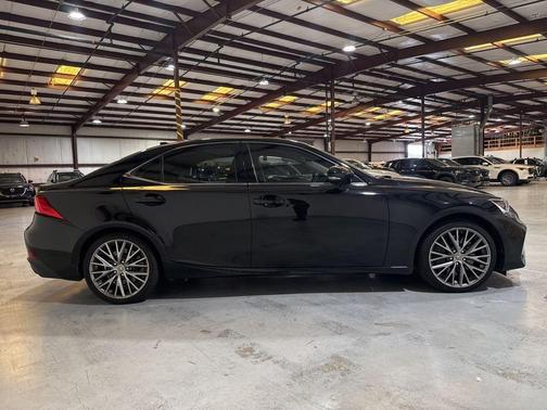2017 Lexus IS 200t Base