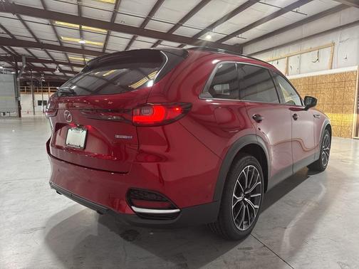 2025 Mazda CX-70 PHEV Premium Plus Package