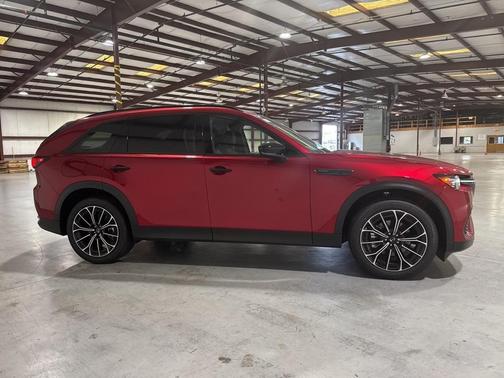 2025 Mazda CX-70 PHEV Premium Plus Package