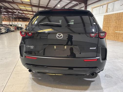2025 Mazda CX-50 Hybrid Premium Package