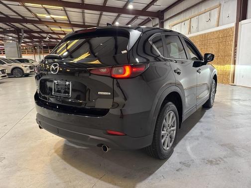 2023 Mazda CX-5 2.5 S Preferred Package