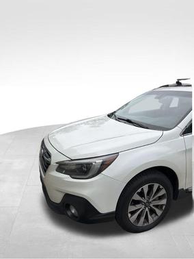 2019 Subaru Outback 2.5i Touring