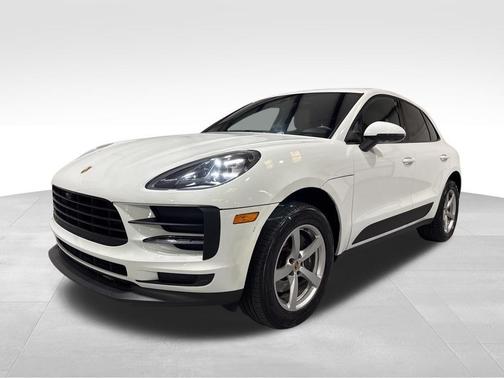 2021 Porsche Macan Base