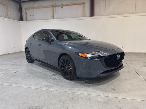 2025 Mazda Mazda3 Carbon Edition