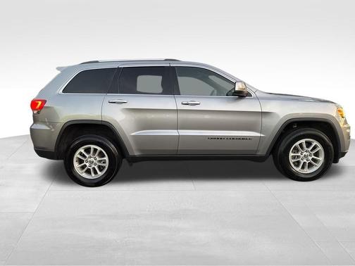 2020 Jeep Grand Cherokee Laredo E