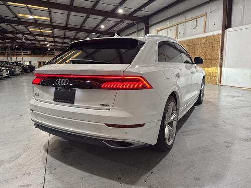 2023 Audi Q8 55 Prestige