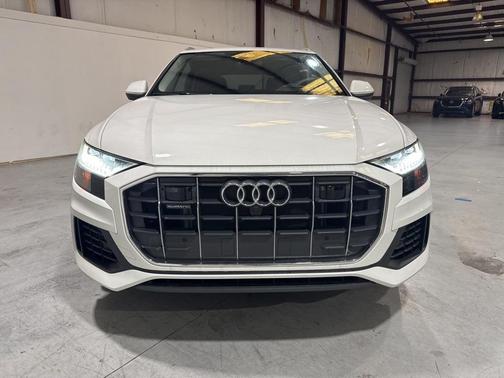 2023 Audi Q8 55 Prestige