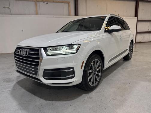 2019 Audi Q7 45 Premium Plus