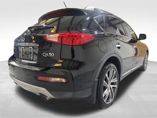 2016 INFINITI QX50 Base