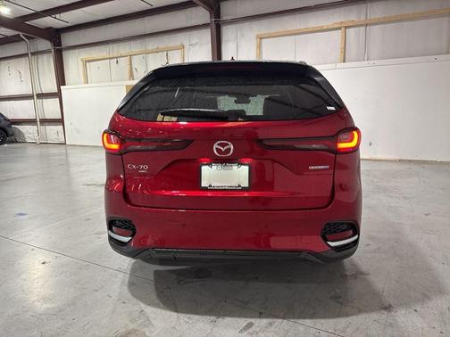 2025 Mazda CX-70 PHEV Premium Package