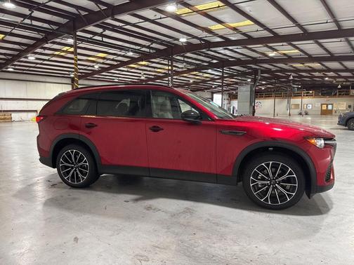 2025 Mazda CX-70 PHEV Premium Package