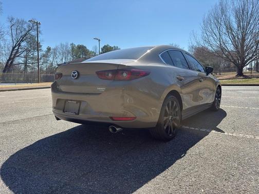 2024 Mazda Mazda3 2.5 Carbon Turbo