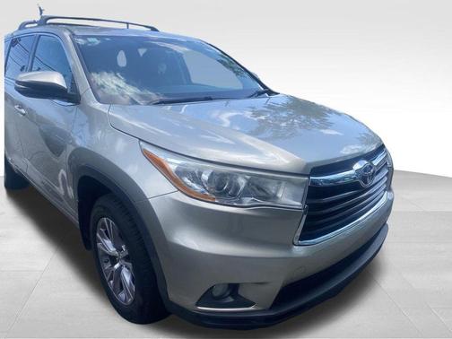 2014 Toyota Highlander LE Plus