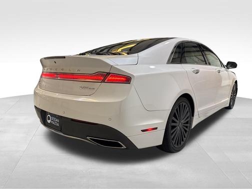 2017 Lincoln MKZ Reserve