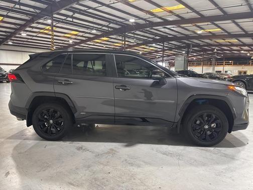 2024 Toyota RAV4 Hybrid XSE