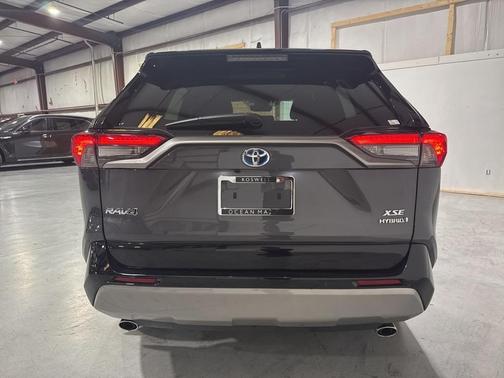 2024 Toyota RAV4 Hybrid XSE