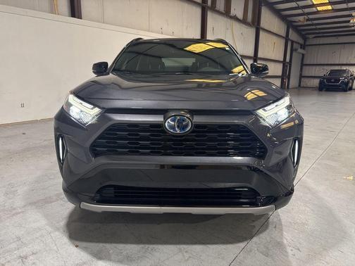 2024 Toyota RAV4 Hybrid XSE