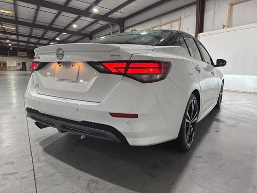 2022 Nissan Sentra SR