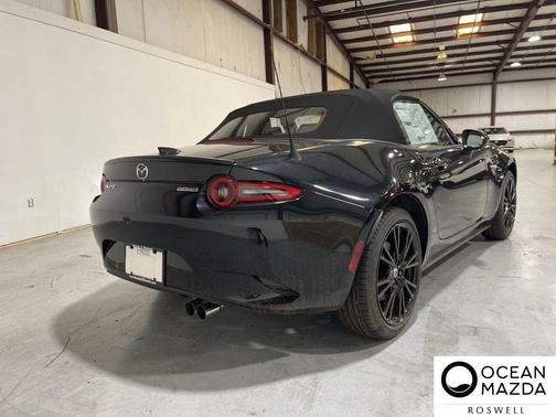 2025 Mazda MX-5 Miata Club