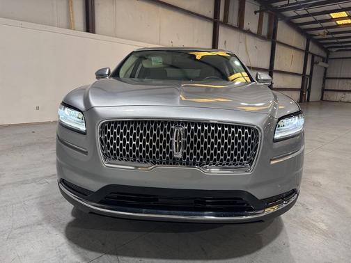 2022 Lincoln Nautilus Standard
