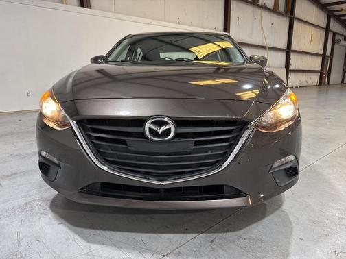 2016 Mazda Mazda3 i Sport
