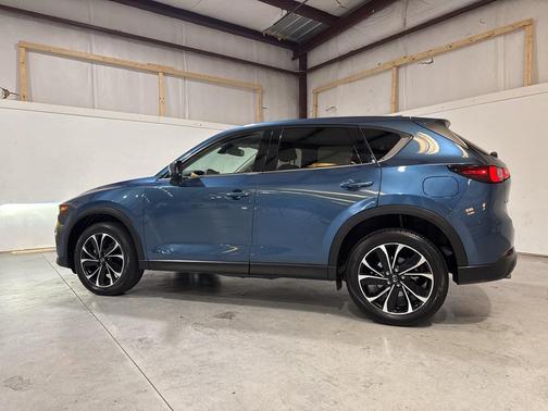 2023 Mazda CX-5 Premium Plus