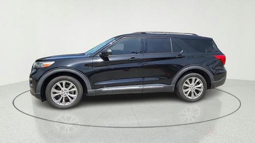 Black Metallic 2021 Ford Explorer XLT