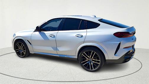 2023 BMW X6 xDrive40i