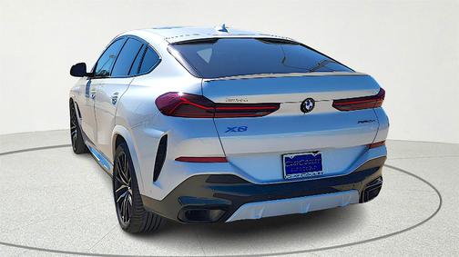 2023 BMW X6 xDrive40i