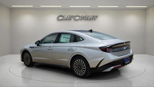 2025 Hyundai SONATA Hybrid Limited