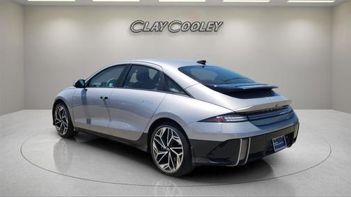 2024 Hyundai IONIQ 6 SEL