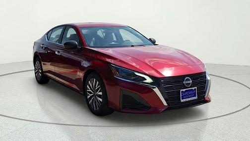Scarlet Ember 2025 Nissan Altima SV
