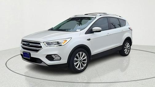 White Platinum Clearcoat Metallic 2017 Ford Escape Titanium