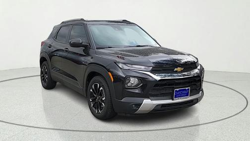 Mosaic Black Metallic 2022 Chevrolet Trailblazer LT