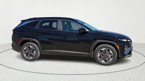 Phantom Black 2026 Hyundai TUCSON SEL