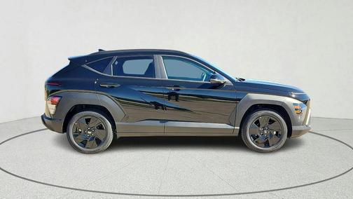 Abyss Black Pearl 2026 Hyundai KONA SEL Sport