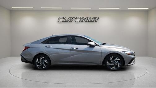 2025 Hyundai ELANTRA HEV Limited