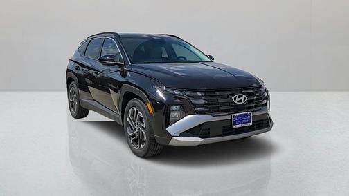 Phantom Black 2026 Hyundai TUCSON SEL Plus