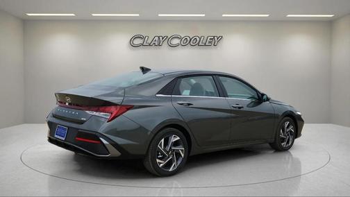 2025 Hyundai ELANTRA HEV Limited