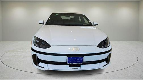 2025 Hyundai IONIQ 6 SEL
