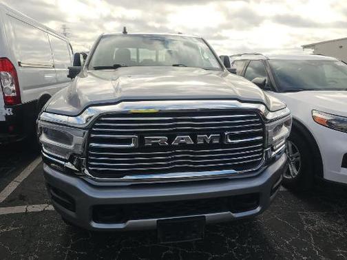 Billet Silver Metallic Clearcoat 2024 RAM 2500 Laramie