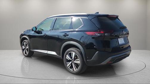 Black 2023 Nissan Rogue SL
