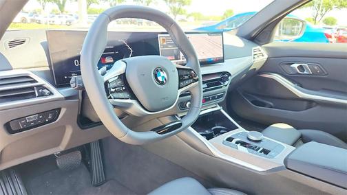 2025 BMW 330 i xDrive