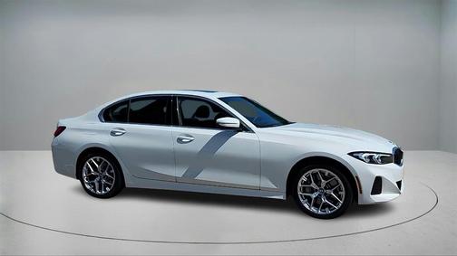 2025 BMW 330 i xDrive