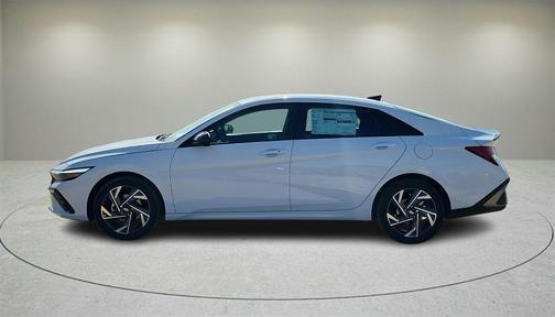 2025 Hyundai ELANTRA HEV SEL Sport