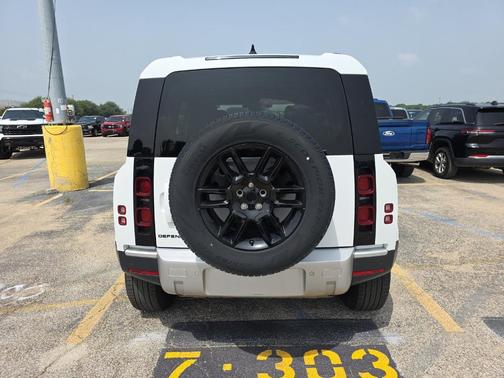Fuji White 2025 Land Rover Defender P300