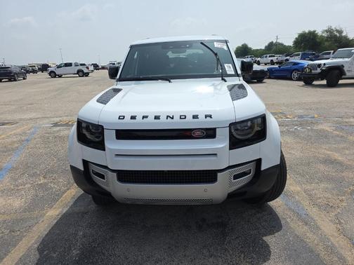Fuji White 2025 Land Rover Defender P300